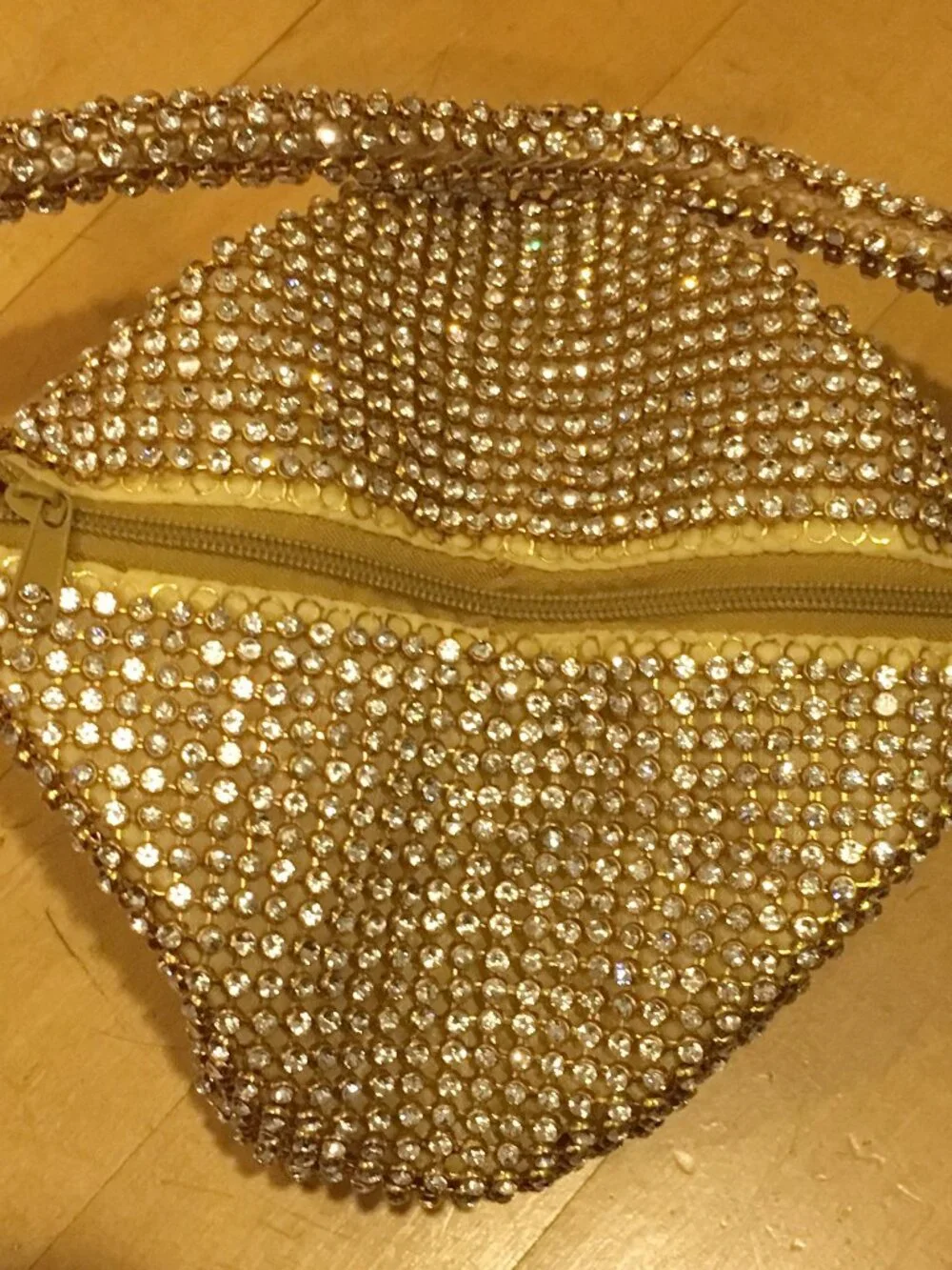 Elegant Gold Rhinestone Evening wrist Bag